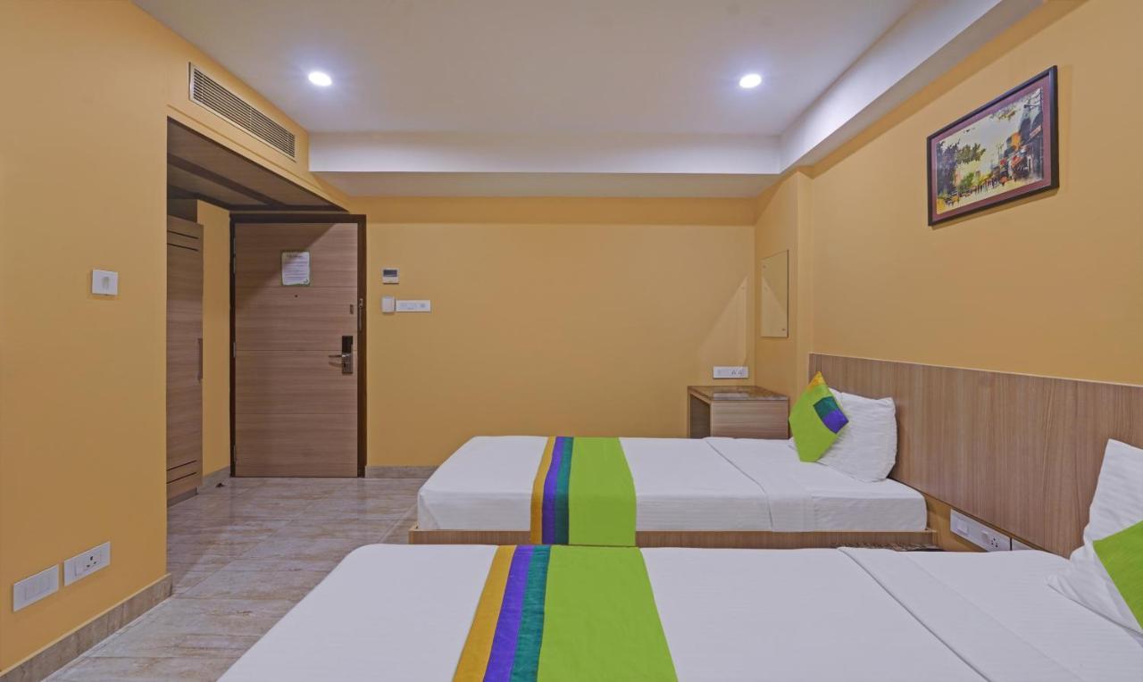 Treebo Fourth Avenue Hotell Chennai Exteriör bild