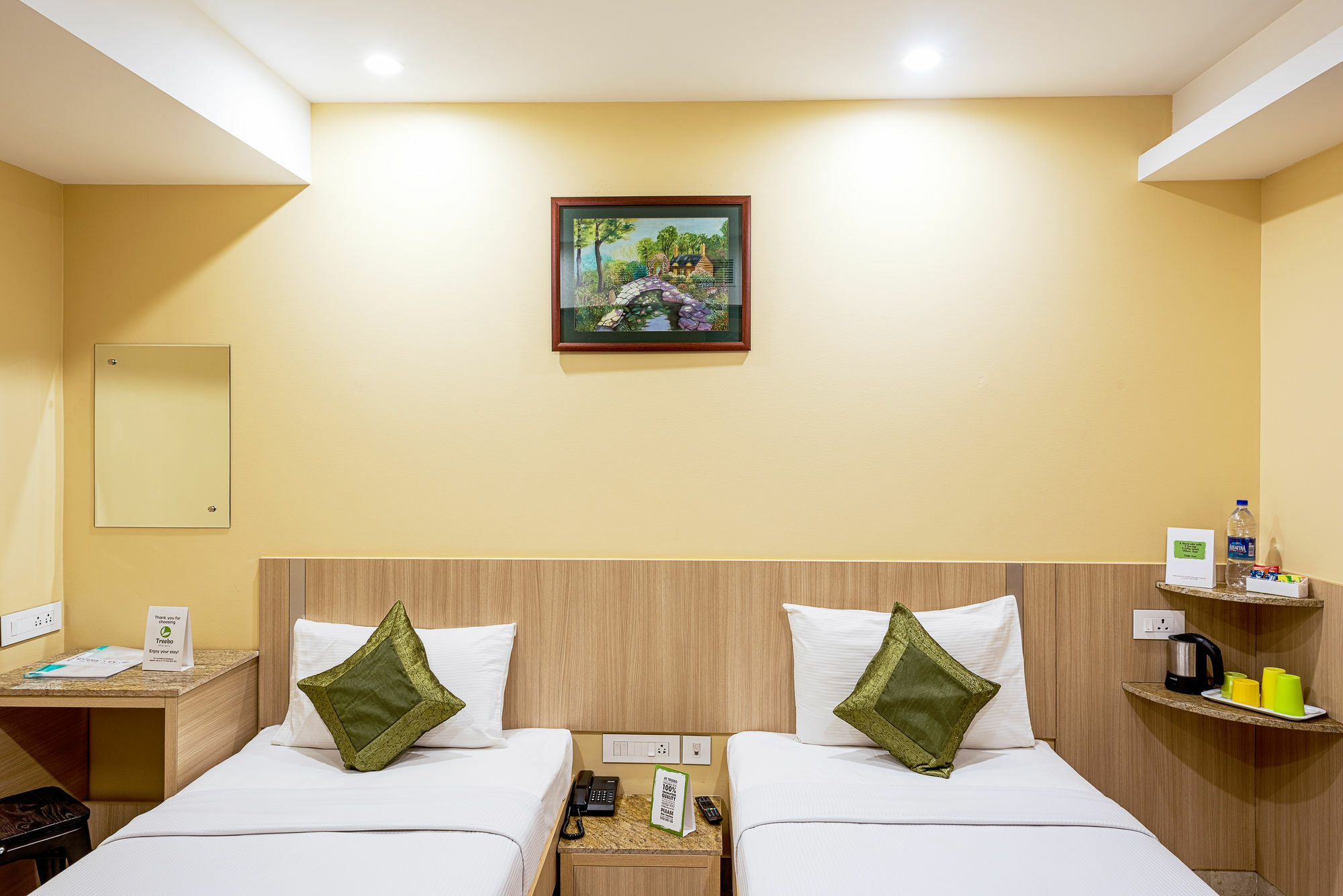 Treebo Fourth Avenue Hotell Chennai Exteriör bild