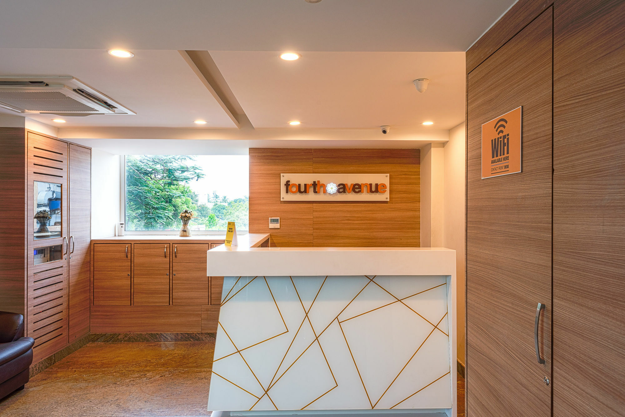 Treebo Fourth Avenue Hotell Chennai Exteriör bild