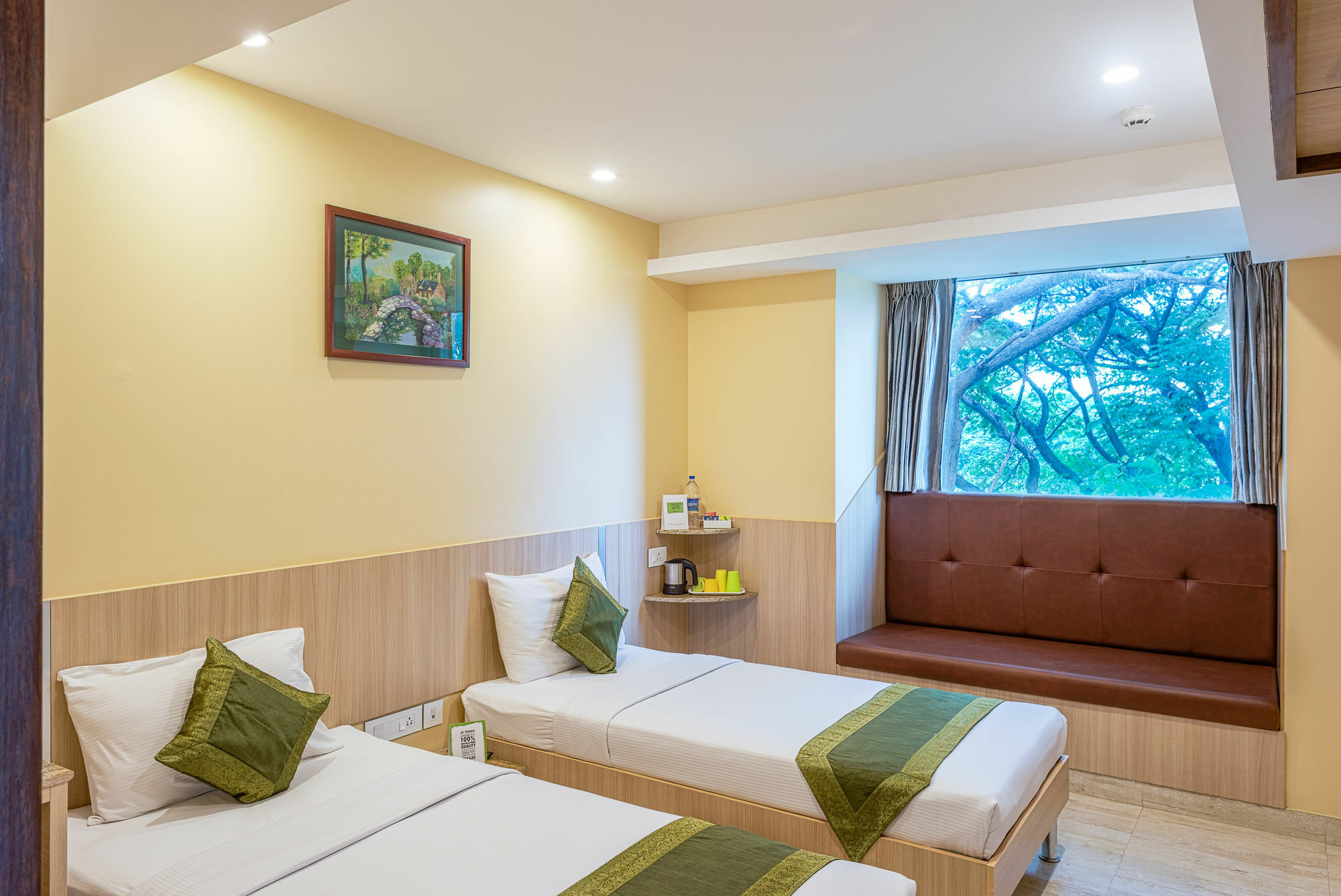 Treebo Fourth Avenue Hotell Chennai Exteriör bild