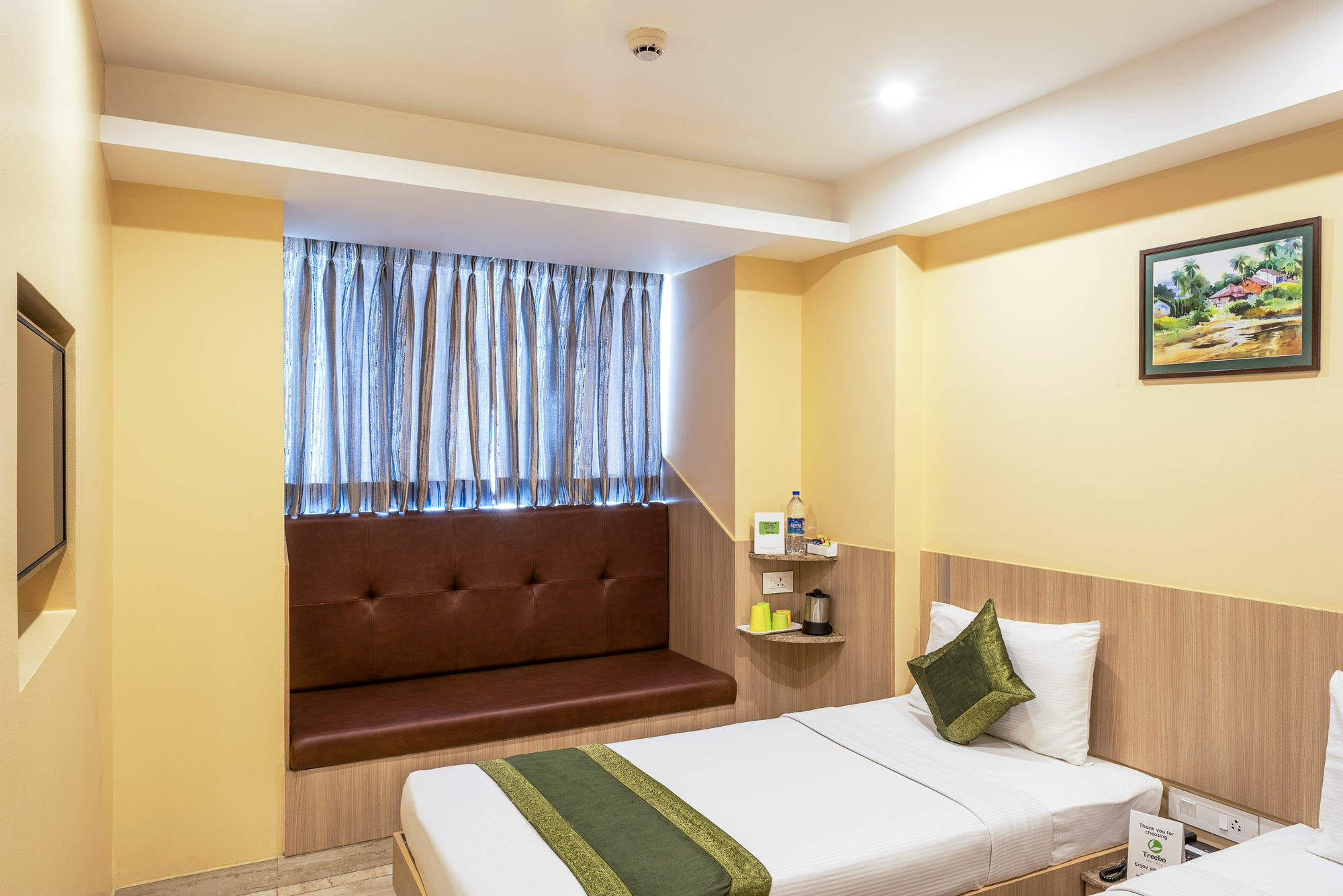 Treebo Fourth Avenue Hotell Chennai Exteriör bild